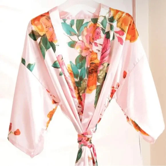 Kimono Robe - Picture 2 of 2